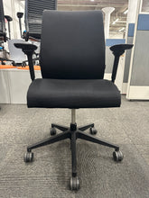 Load image into Gallery viewer, Refurbished Steelcase Think V1 Task Chair (Black Frame)